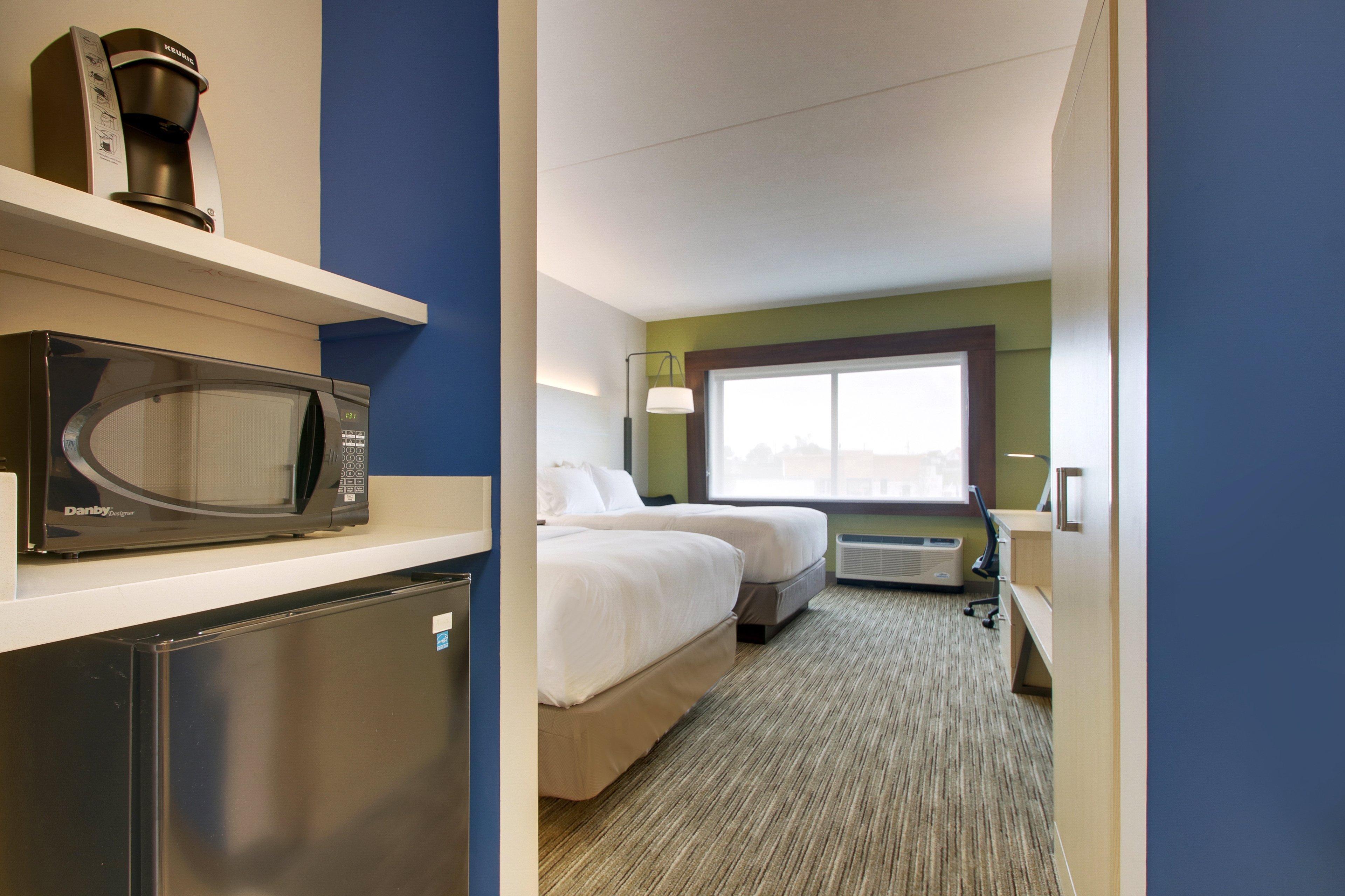 Holiday Inn Express & Suites - Elizabethtown North By Ihg Exterior photo